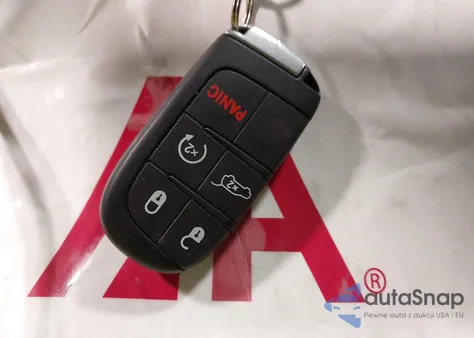 2018 Jeep Grand Cherokee High Altitude 4X4 from USA, damaged, VIN 1C4RJFCG8JC119320